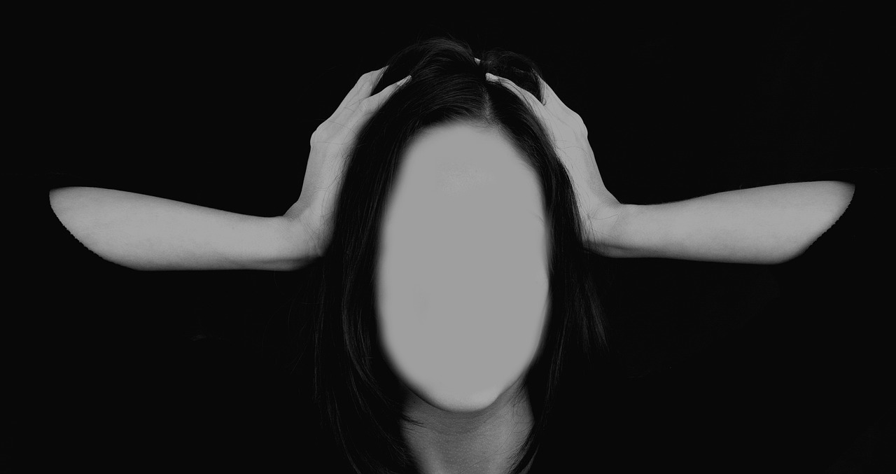 纹身纹面僵尸代妈借卵生的男孩（纹身纹面僵尸代妈借卵生的男孩是谁）