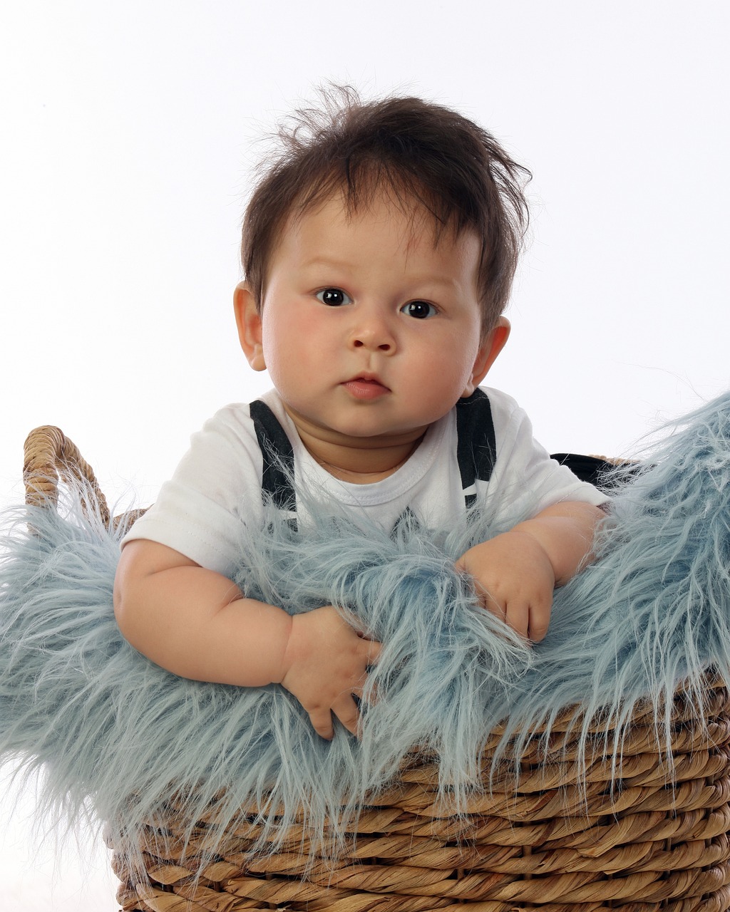 一岁孕妈供卵生的宝宝喂养指南（1岁孕妈供卵生的宝宝的喂养）